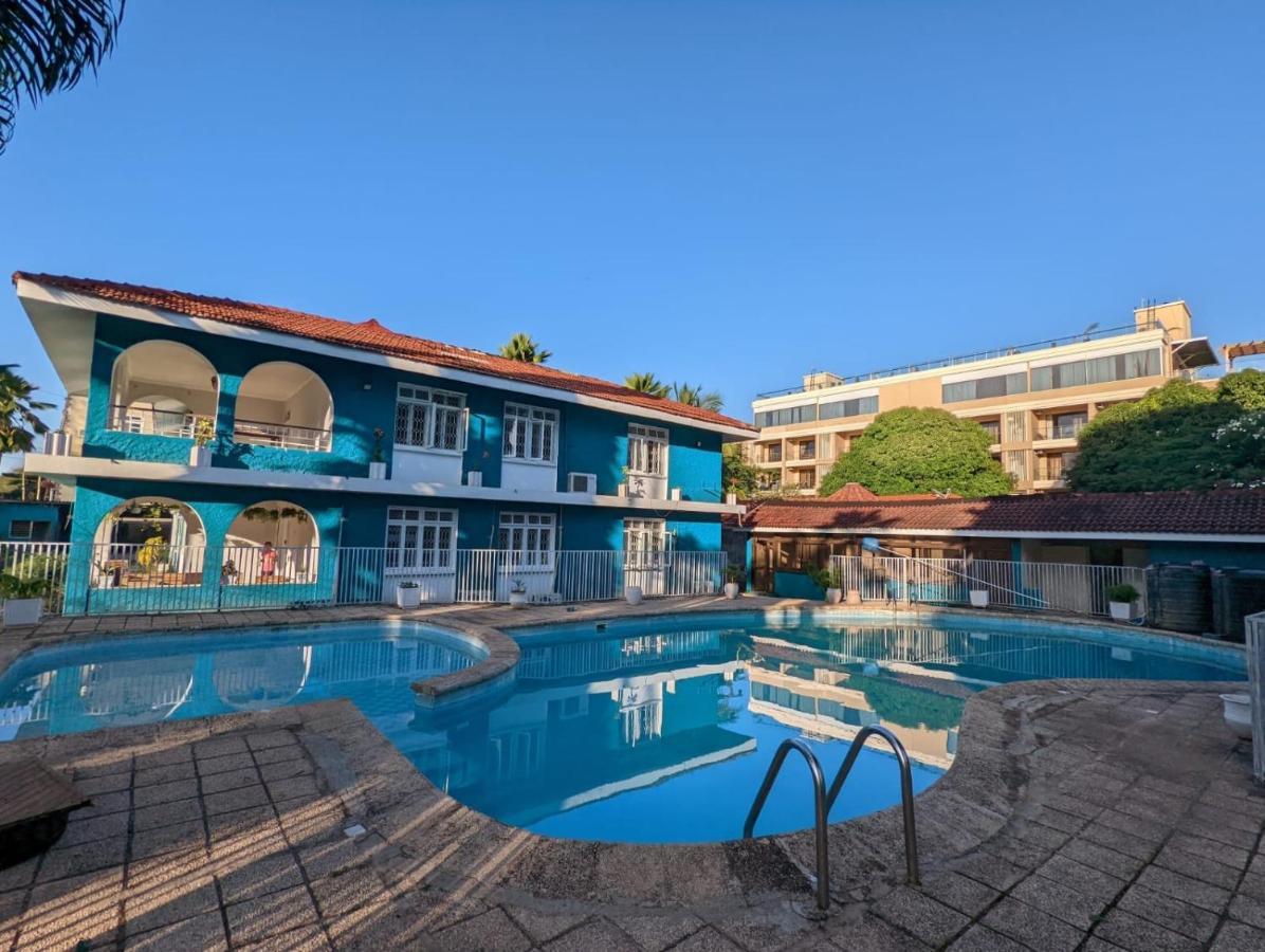 Gallivanters Hostel ดาร์เอสซาลาม ภายนอก รูปภาพ