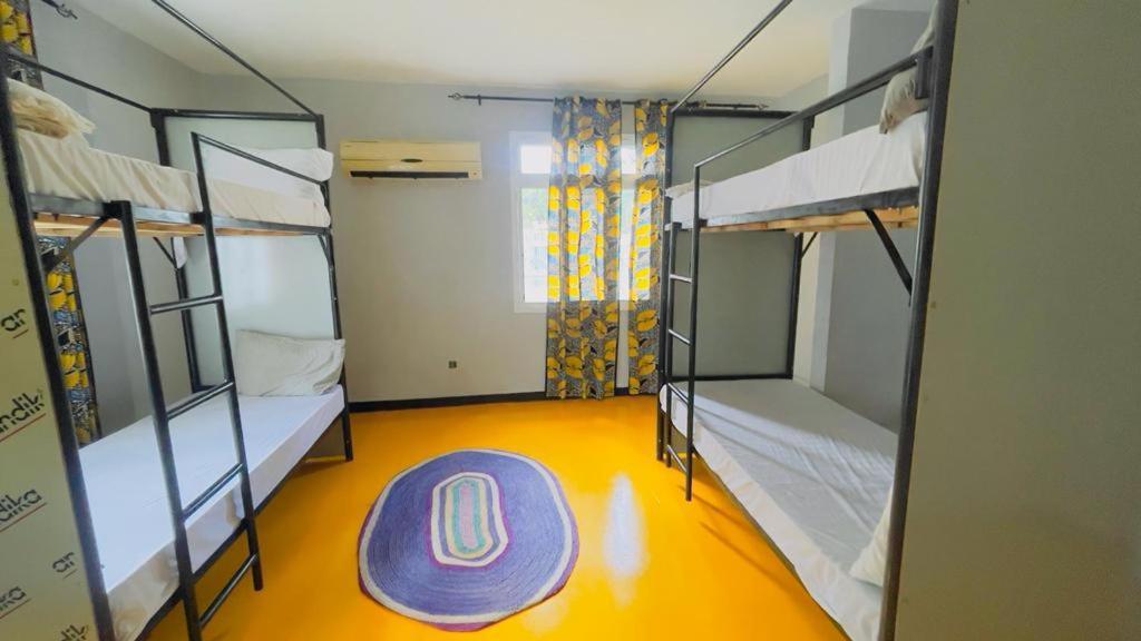 Gallivanters Hostel ดาร์เอสซาลาม ภายนอก รูปภาพ