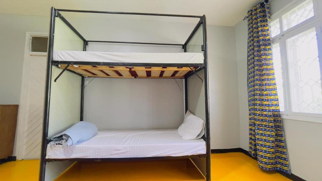 Gallivanters Hostel ดาร์เอสซาลาม ภายนอก รูปภาพ