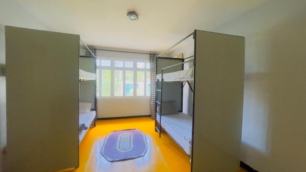 Gallivanters Hostel ดาร์เอสซาลาม ภายนอก รูปภาพ