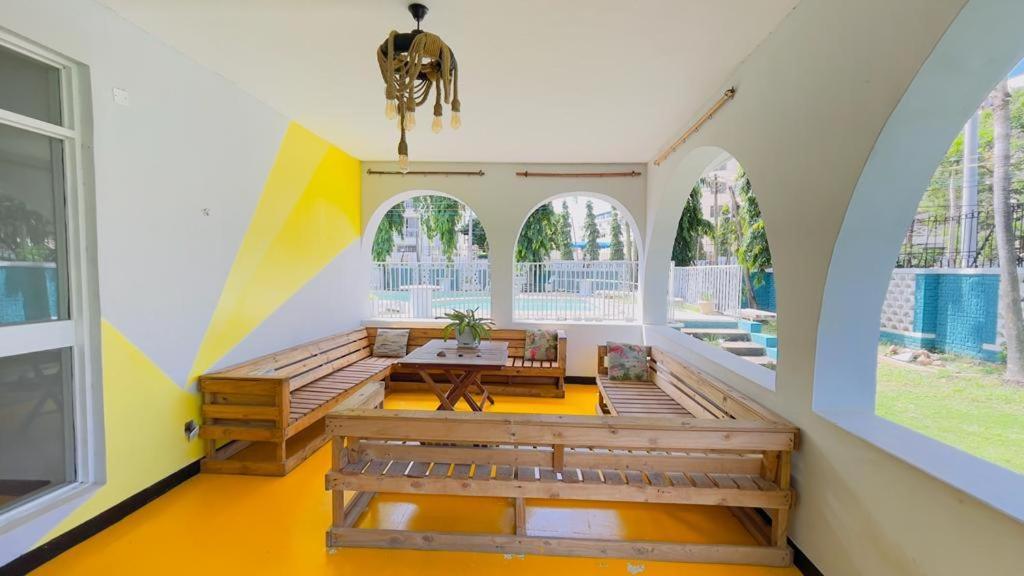 Gallivanters Hostel ดาร์เอสซาลาม ภายนอก รูปภาพ