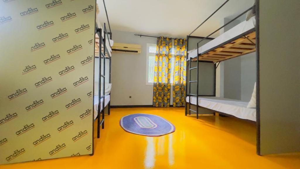 Gallivanters Hostel ดาร์เอสซาลาม ภายนอก รูปภาพ