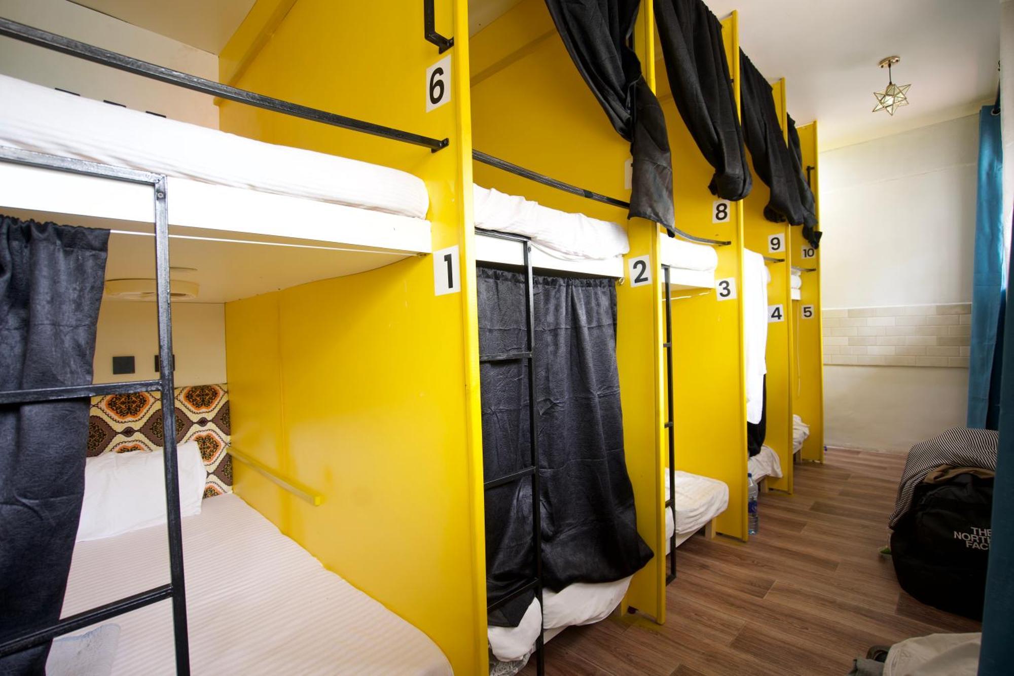 Gallivanters Hostel ดาร์เอสซาลาม ภายนอก รูปภาพ